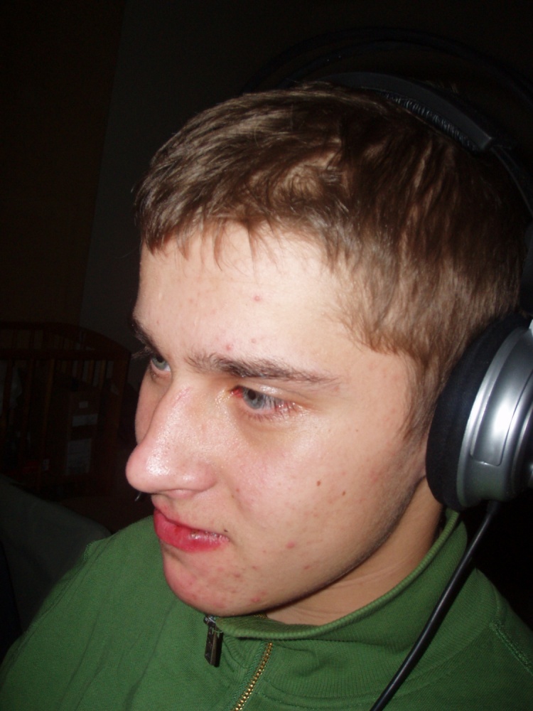 033b.jpg